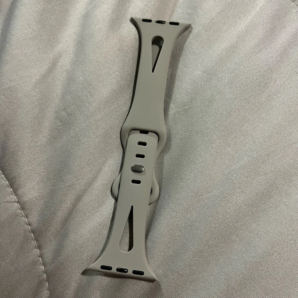 ❗️BOGO❗️ Gray Silicone thin Apple watch Band(38/40/41mm)